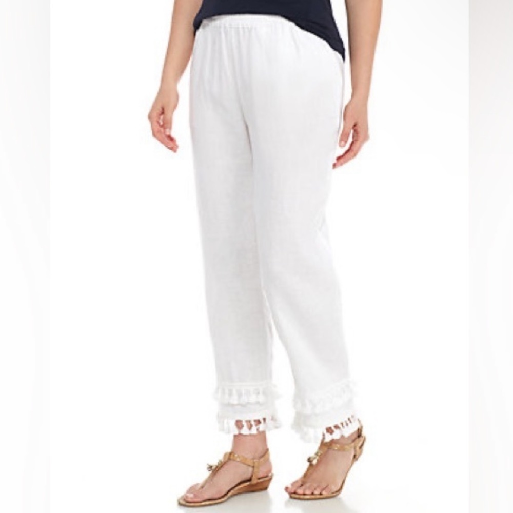 @ Crown & Ivy Curvy 22W White Cropped Linen Pants with Tassel Hem